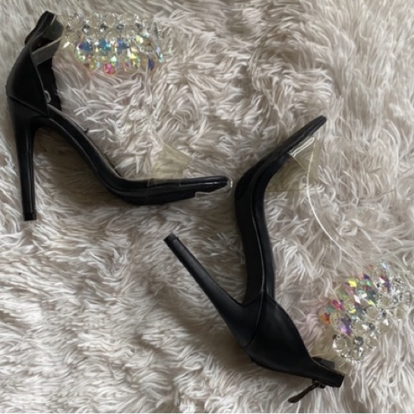 Suzzy Black jewel heels sandals, Size 5.5 - Picture 11 of 12